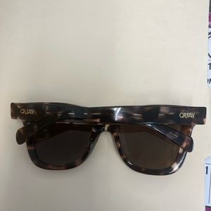 Quay sunglasses Polarized Lenses. Tortoise shell. Excellent condition with case
